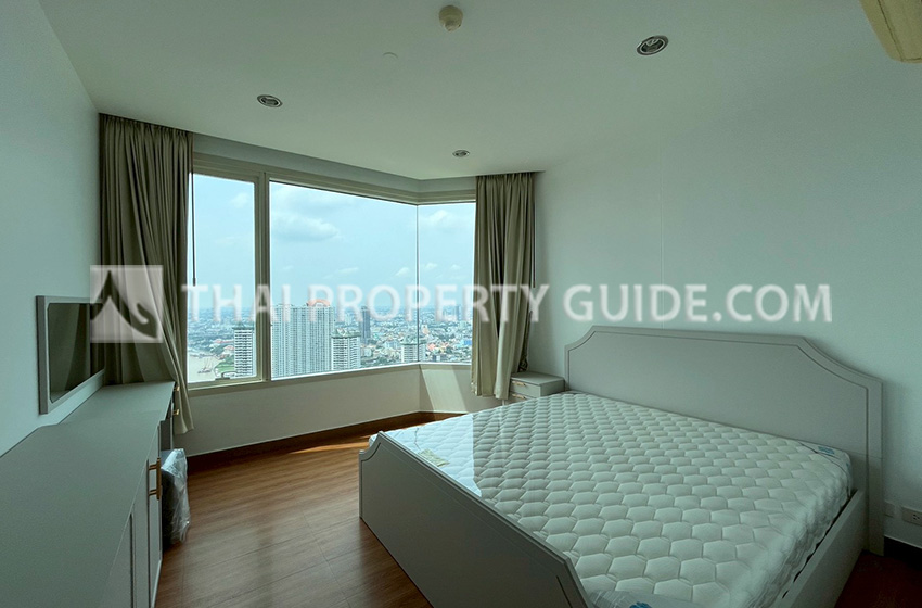 Condominium in Sathorn 